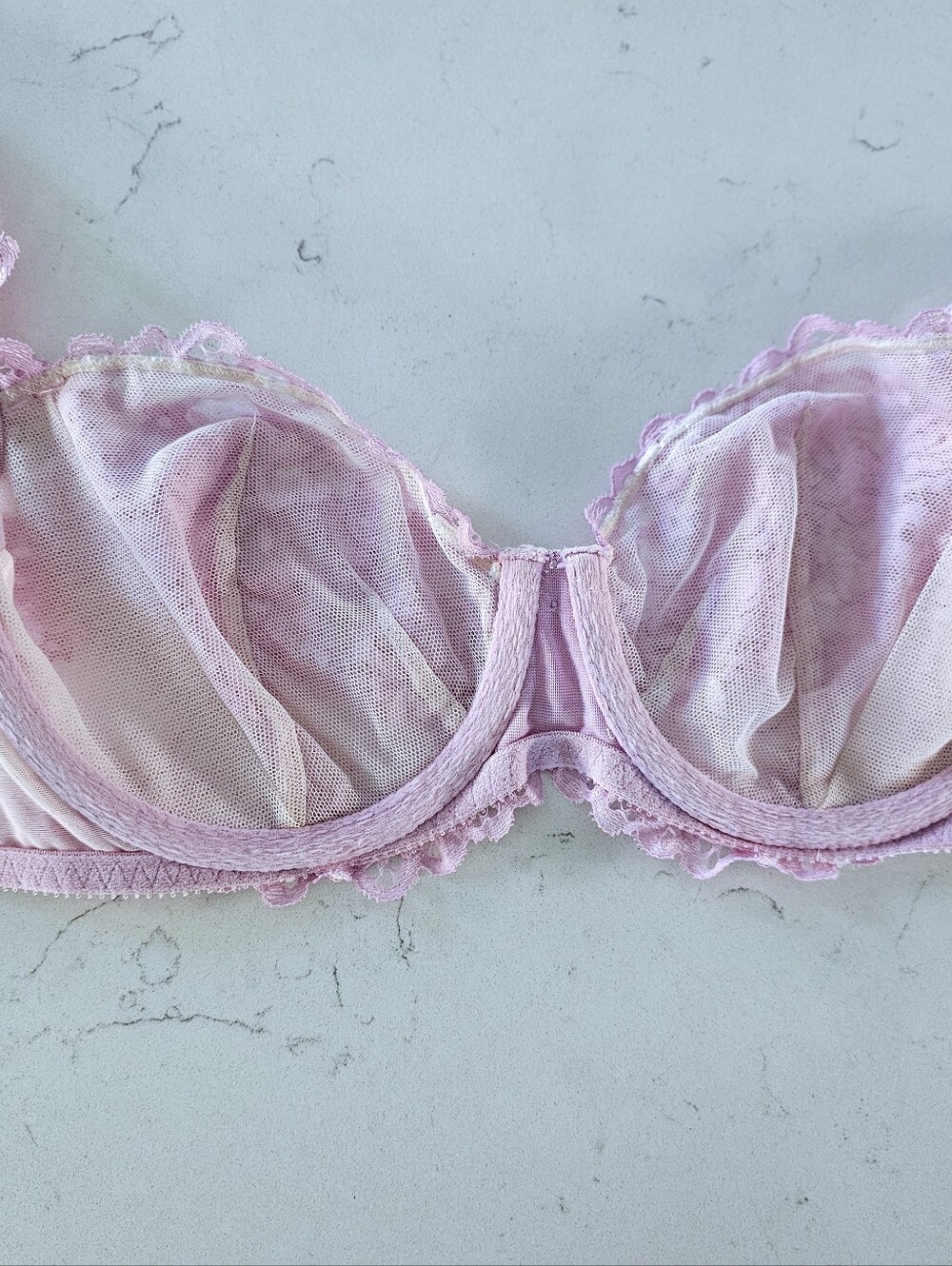 Vtg Victoria's Secret Sheer Lavender Lace Unlined Demi Bra 34D - Swiss Dot Mesh - Picture 5 of 8